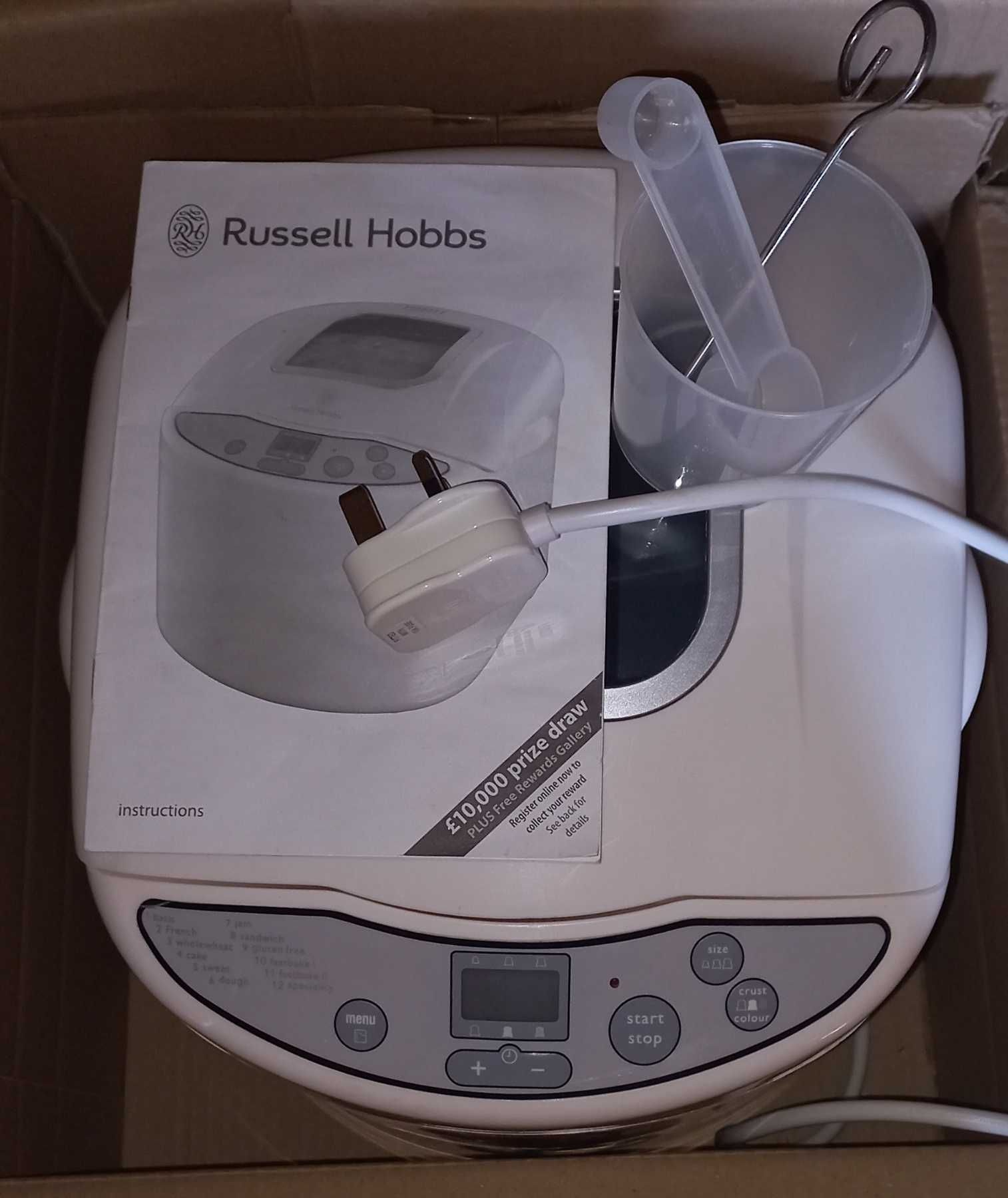 Продам хлебопечку Russell Hobbs