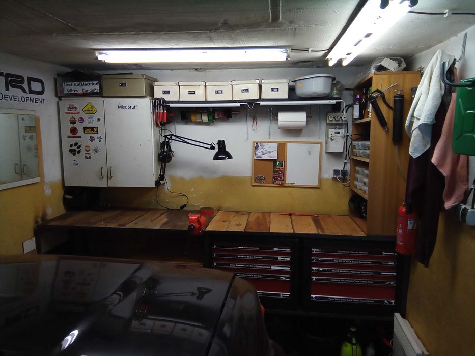 Garaz murowany, centrum miasta, Hutnicza