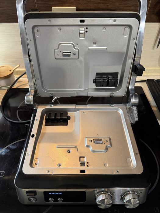 Гриль DeLonghi MultiGrill Pro