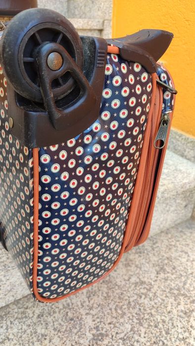 Mala com rodas - Misako