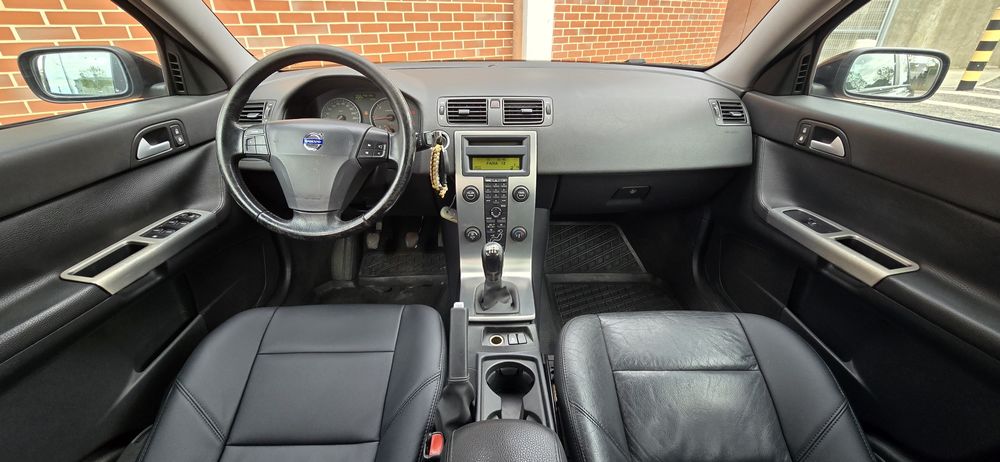 Volvo V50 1.6D 110cv