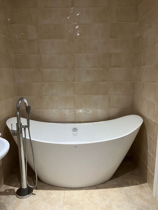 Окремостояча вана VOLLE