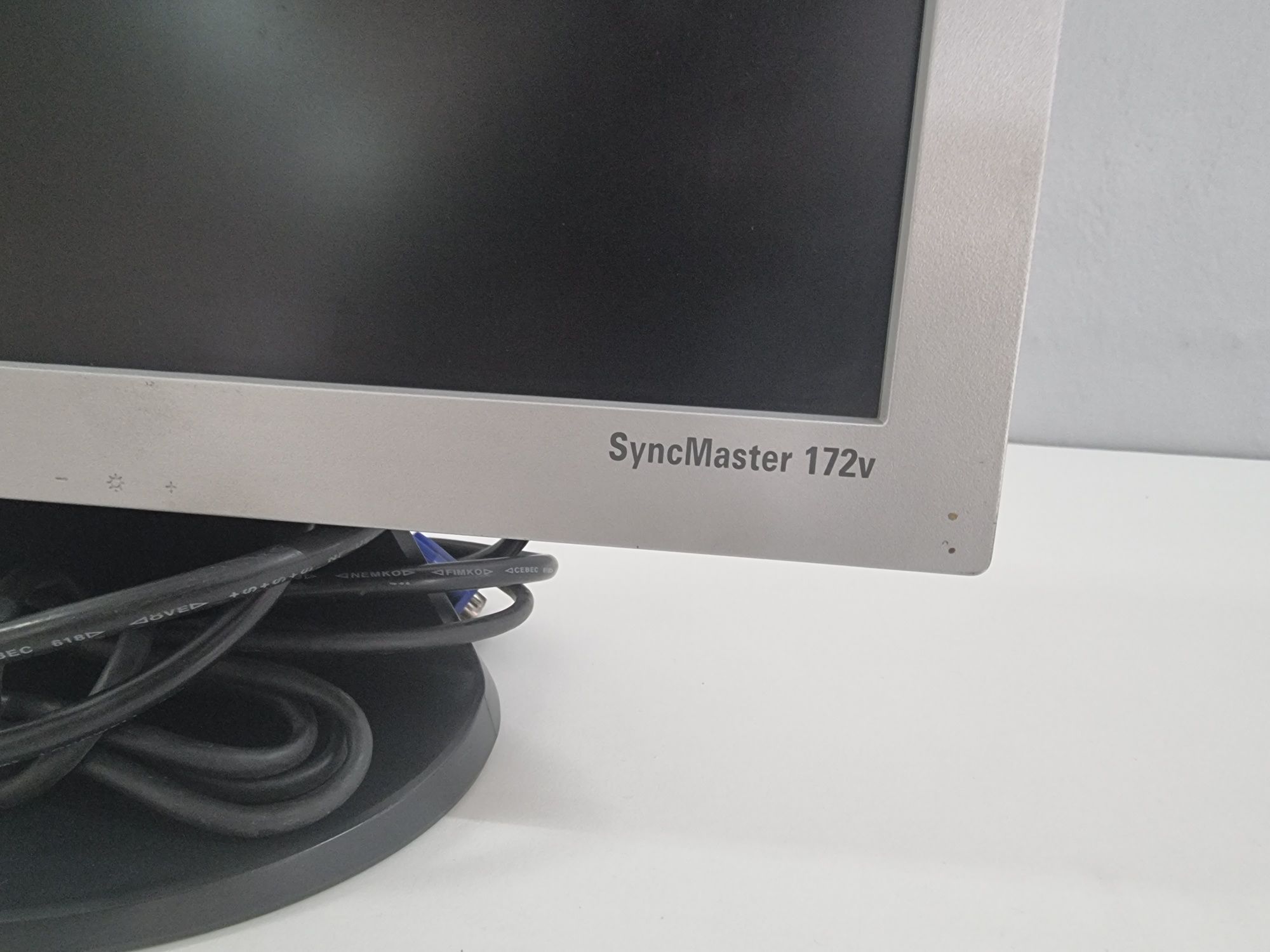 Monitor SAMSUNG 17'' - Modelo 172V - P/peças