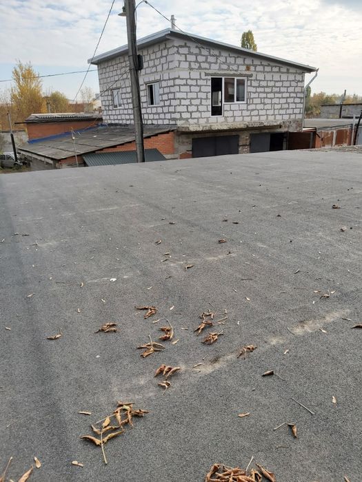 Продам два новых гаража