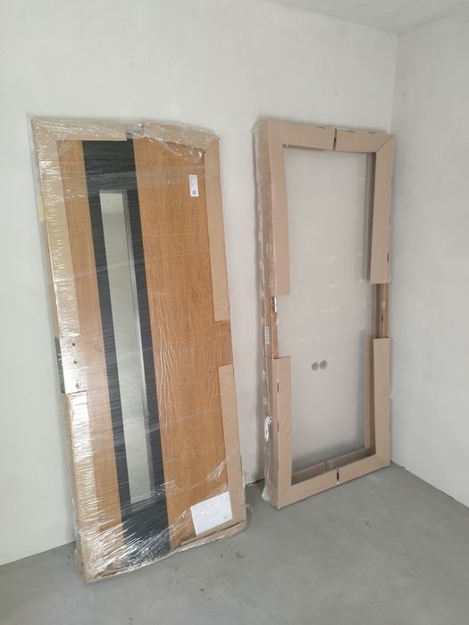 Drzwi zewnętrzne MARTOM 90cm winhester