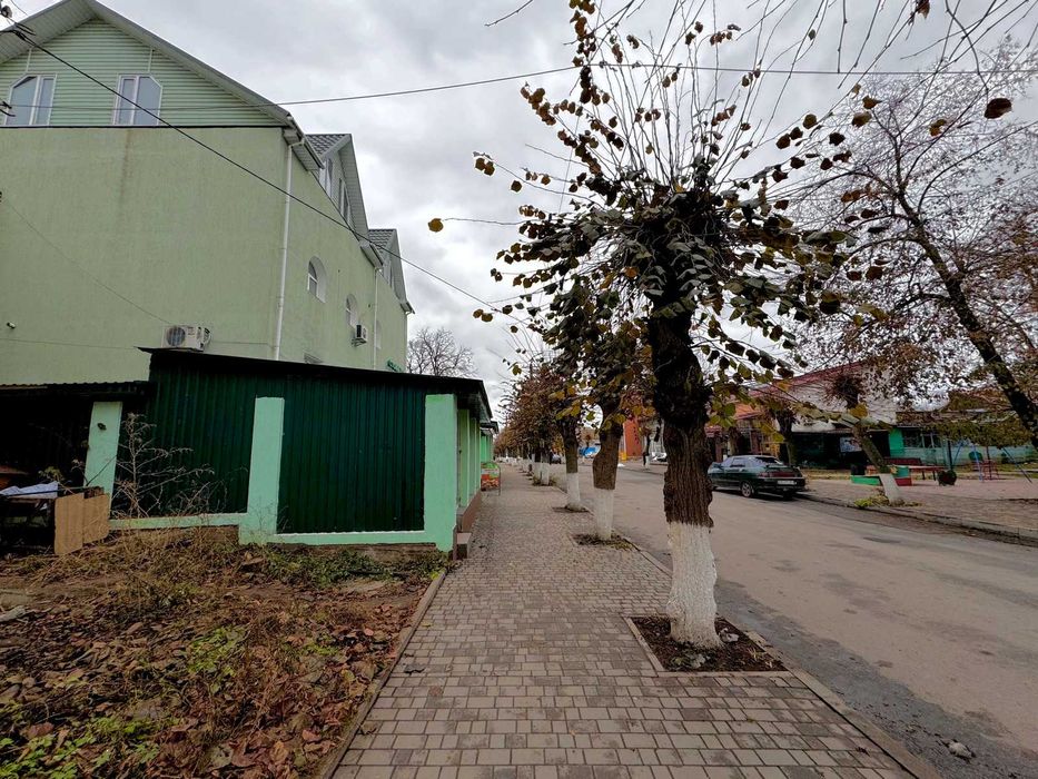 Продається земля комерційного призначення