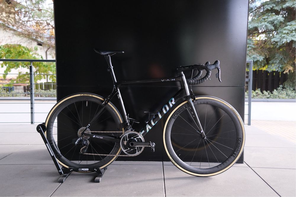 Factor O2 VAM / 56 / Sram Red AXS / Schmolke SL45 / KULT BIKE