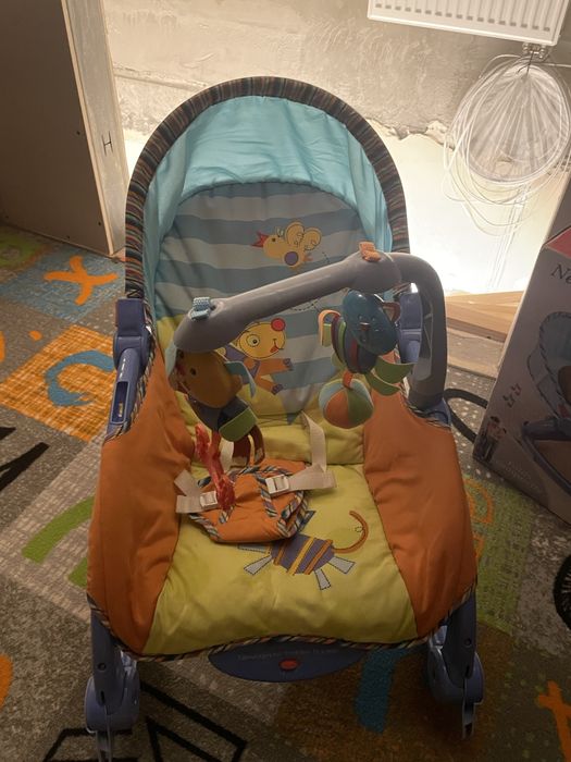 Leżaczek bujaczek fisher price