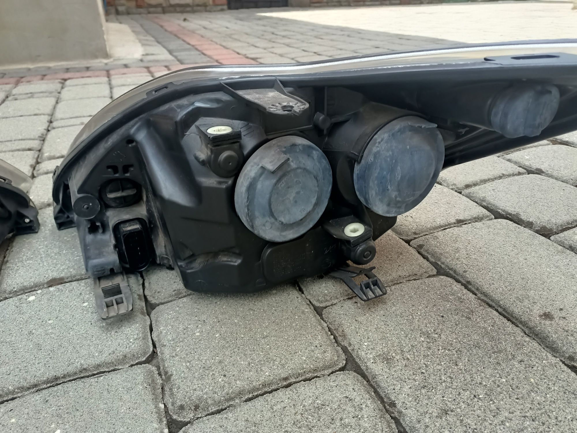 Reflektory Ford Focus MK2 Lift