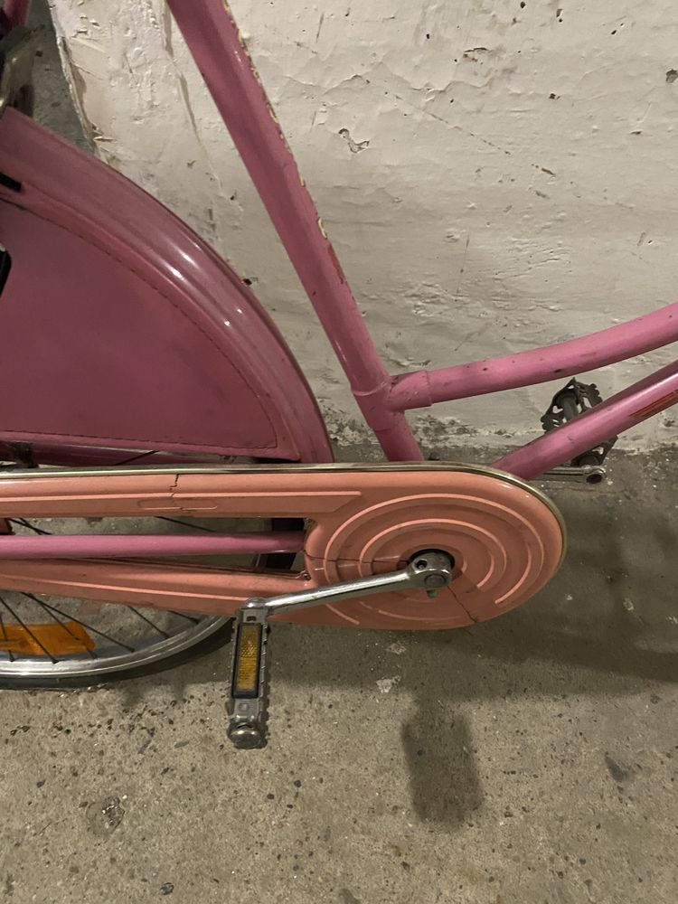 rower typu damka vintage rozowy