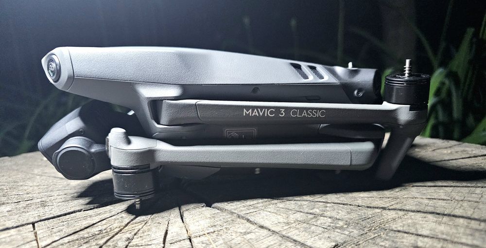 Квадрокоптер DJI Mavic 3 Classic у відмінному стані