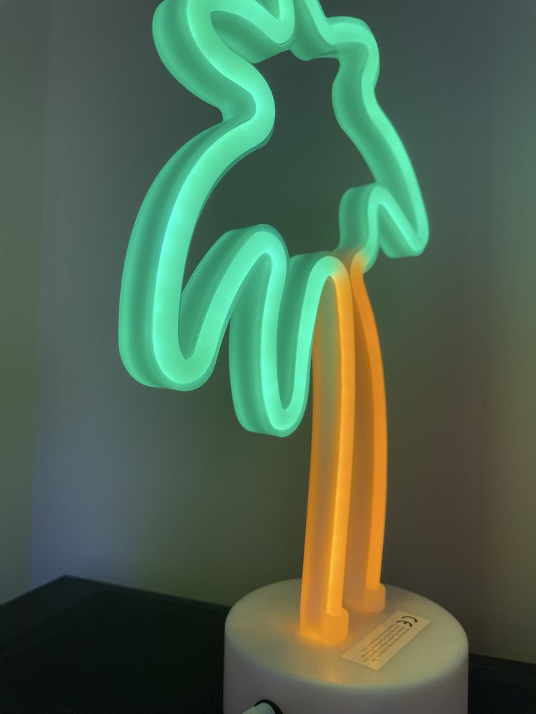 Lampka led palma
