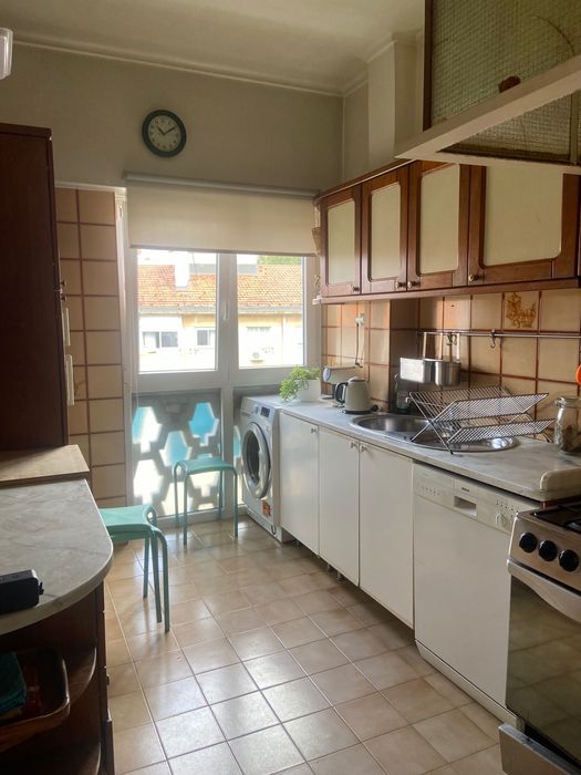 Quarto espaçoso no Lumiar - agosto a janeiro