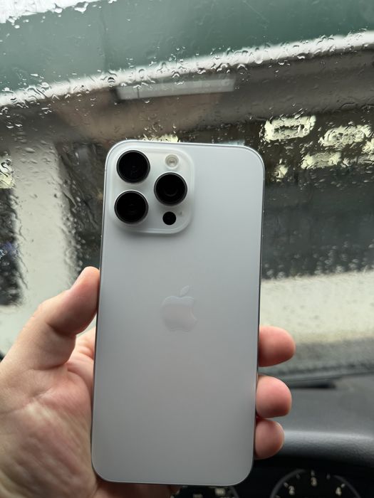 Iphone 16 pro max 256 ideal 100akb