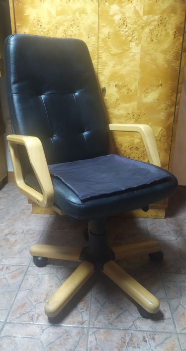 Fotel skórzany krzesło obrotowe biurowe drewniane