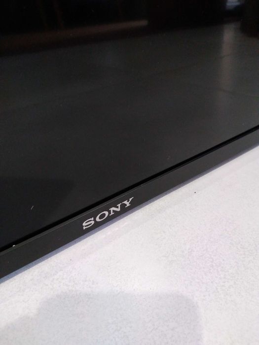 Телевизор  SONY BRAVIA  4K Smart TU. Модель  KD -55XE7005. Рабочий.