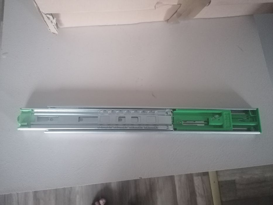 4 komplety prowadnic z szuflady cichy domyk