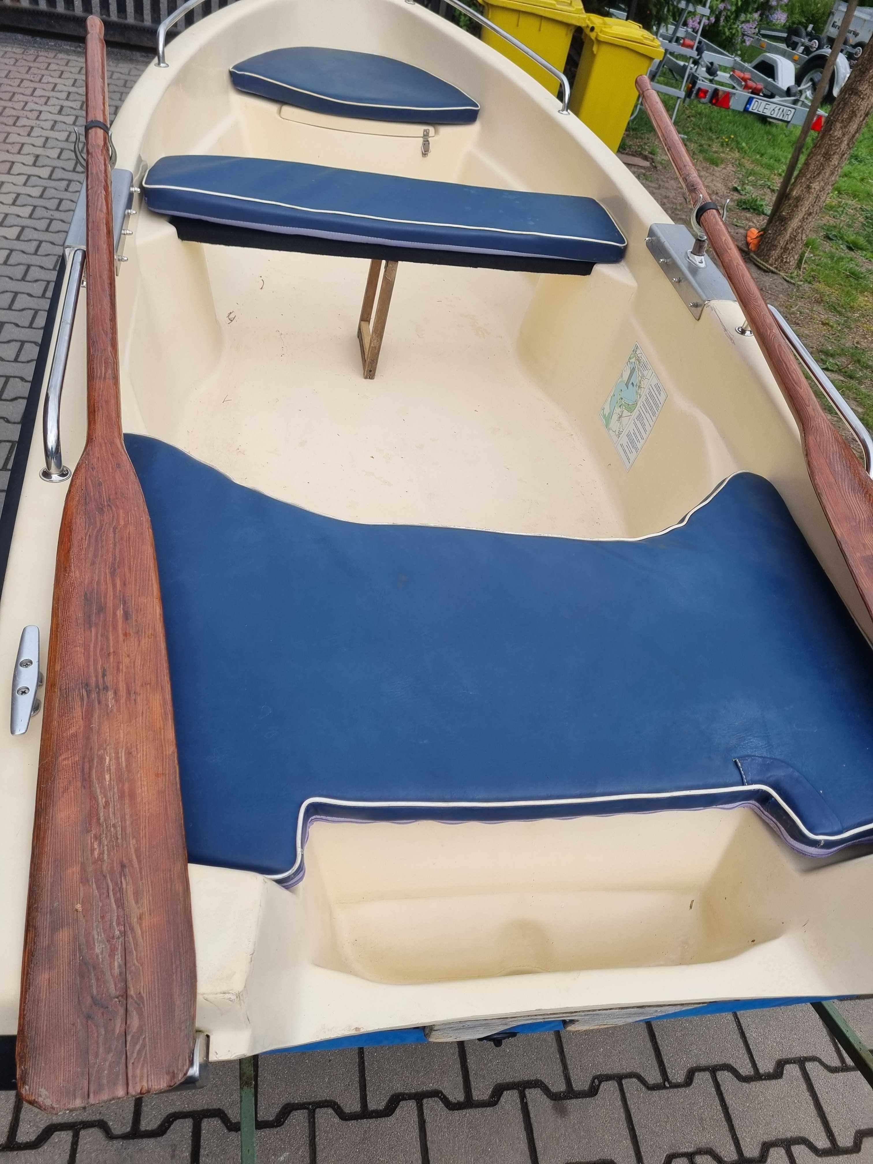 Nautimo 390 łodź wedkarska łódka rekreacyjna