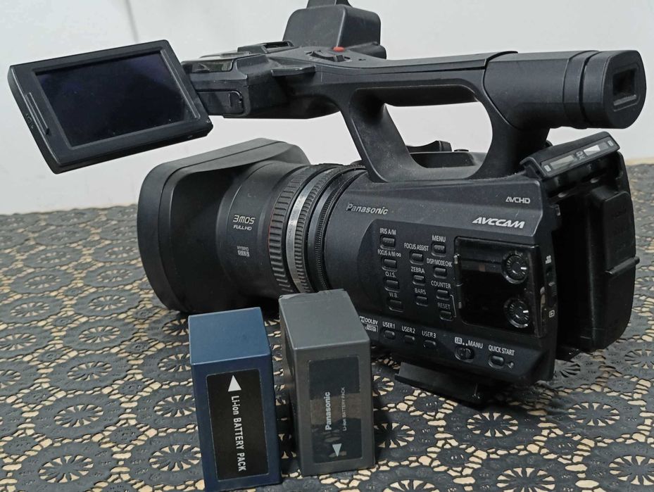 Profesjonalna kamera Panasonic AG AC 130 AEJ plus 2x Acu