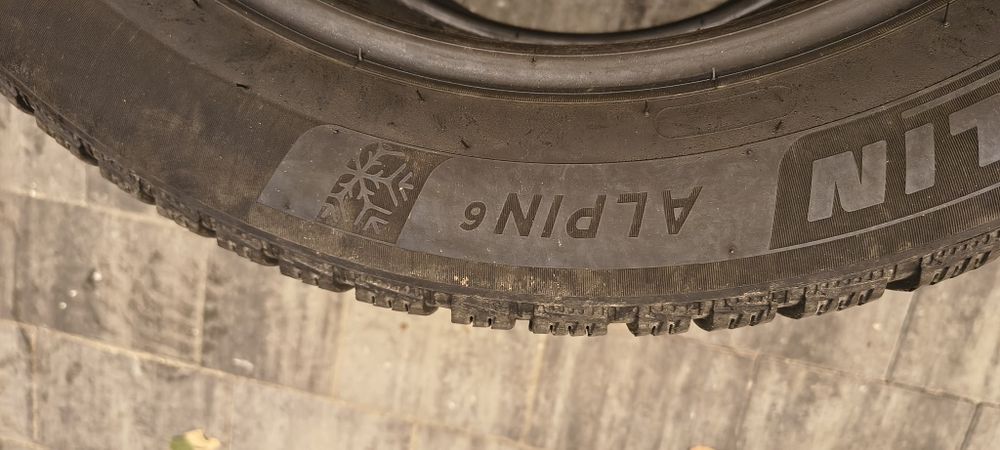 Opony Michelin Alpine 6 205/55 R17 zimowe