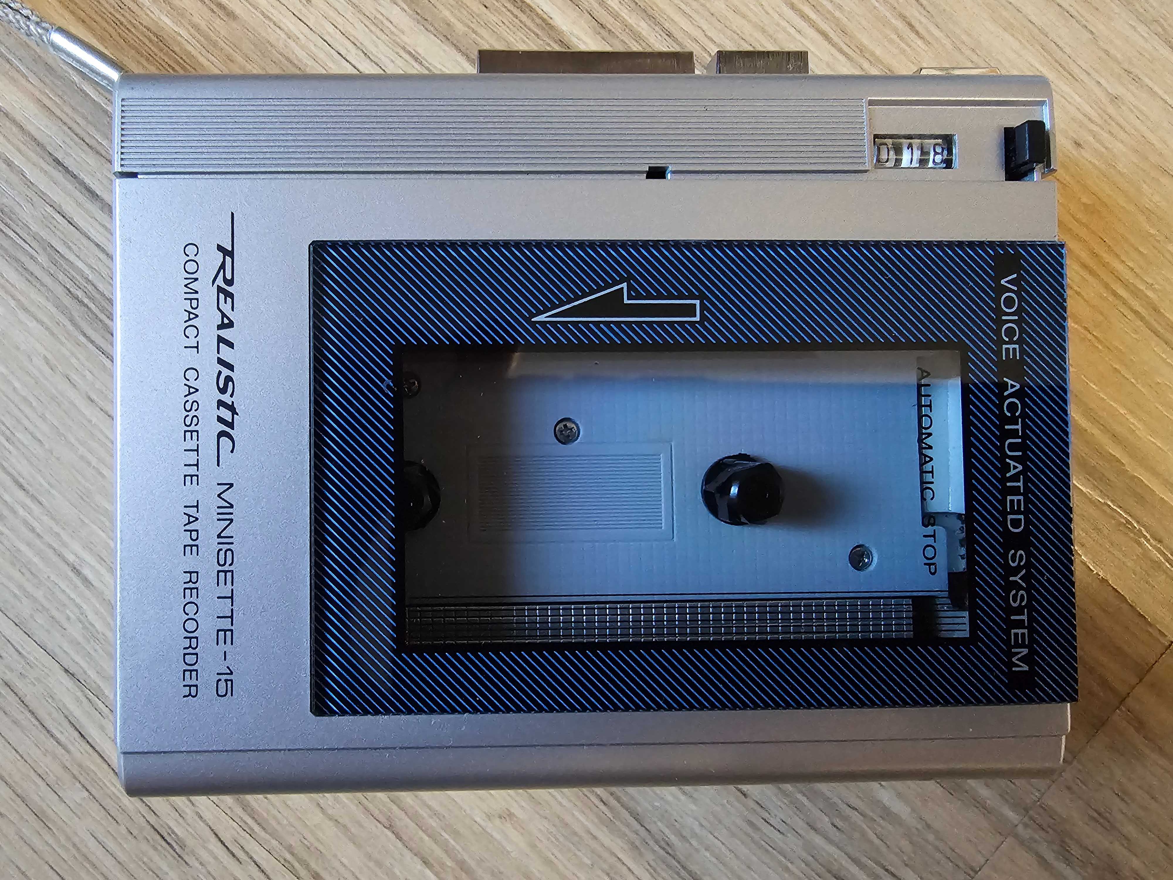 Плеер кассетный Realistic Minisette-15 Voice Actuated