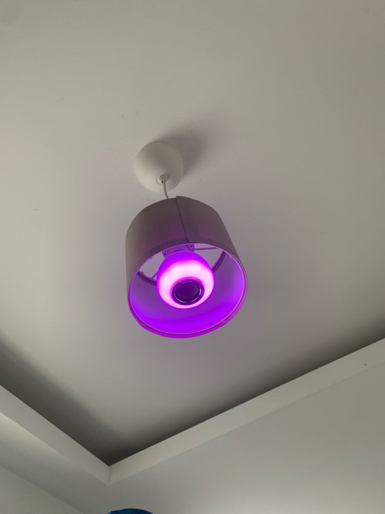 Lâmpada LED/SOM com controle