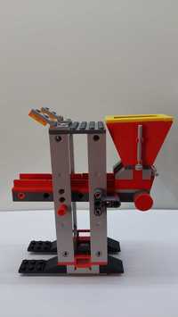LEGO 3677 wieża z podajnikiem