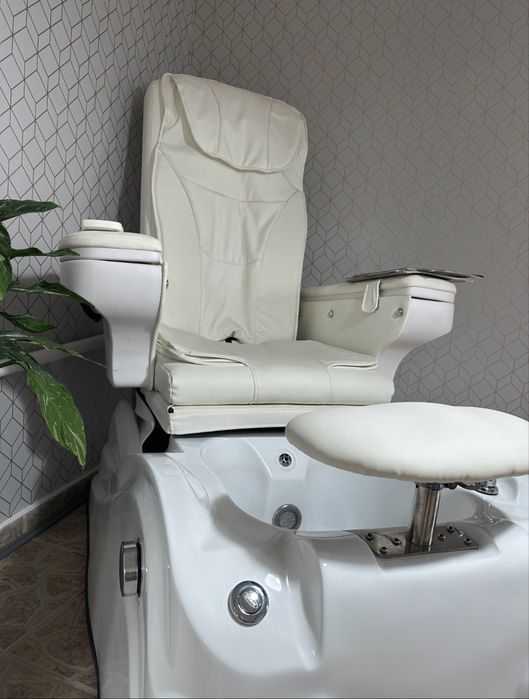 Fotel pedicure z masazem