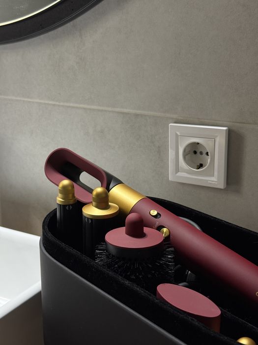 Dyson Airwrap i.d. Multi-Styler Curly + Coily (Red Velvet/Gold)