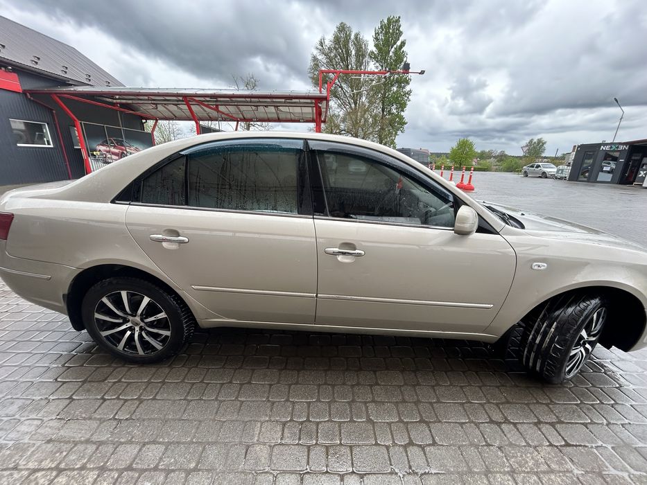 Hyundai Sonata NF
