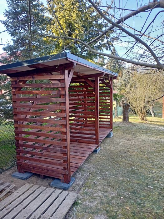 Drewutnia 4mx1.2m składzik