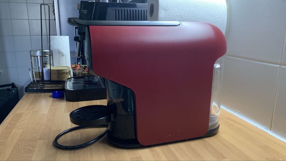 Maquina cafe Delta Q Quick vermelho