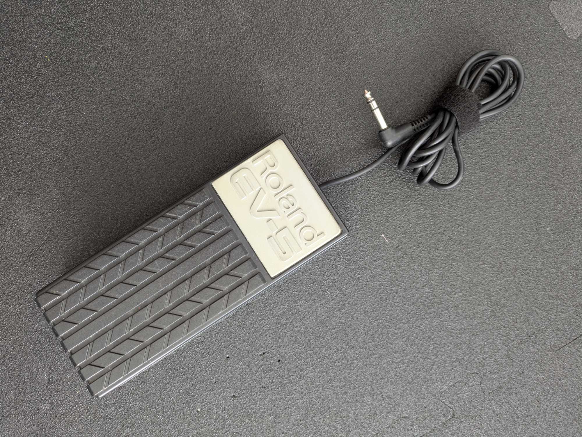Pedal de expressão universal Roland ev-5