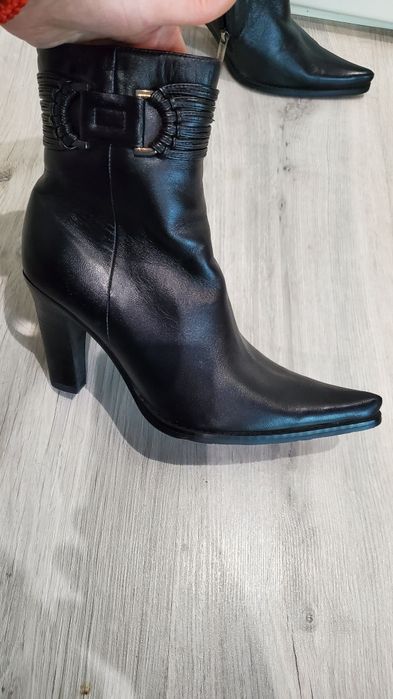 Продам сапоги женские зимние кожа мех