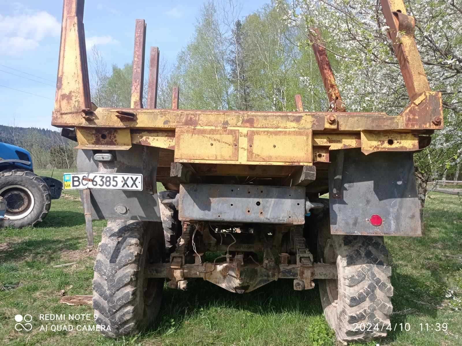 Лісовозний причіп розпуск