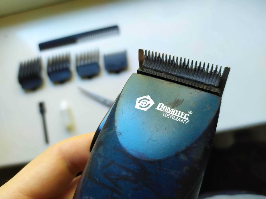 Машинка для стрижки Domotec Germany MS-4600 Насадки 3 6 9 12мм зелена