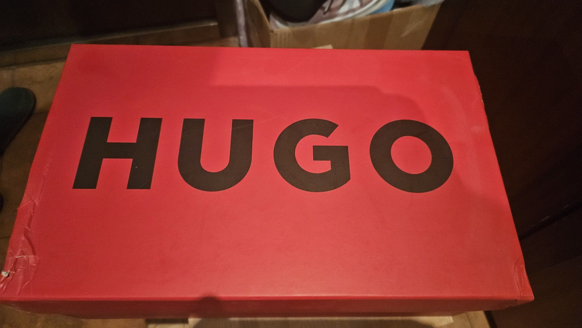HUGO кросовки оригинал 43 р.
