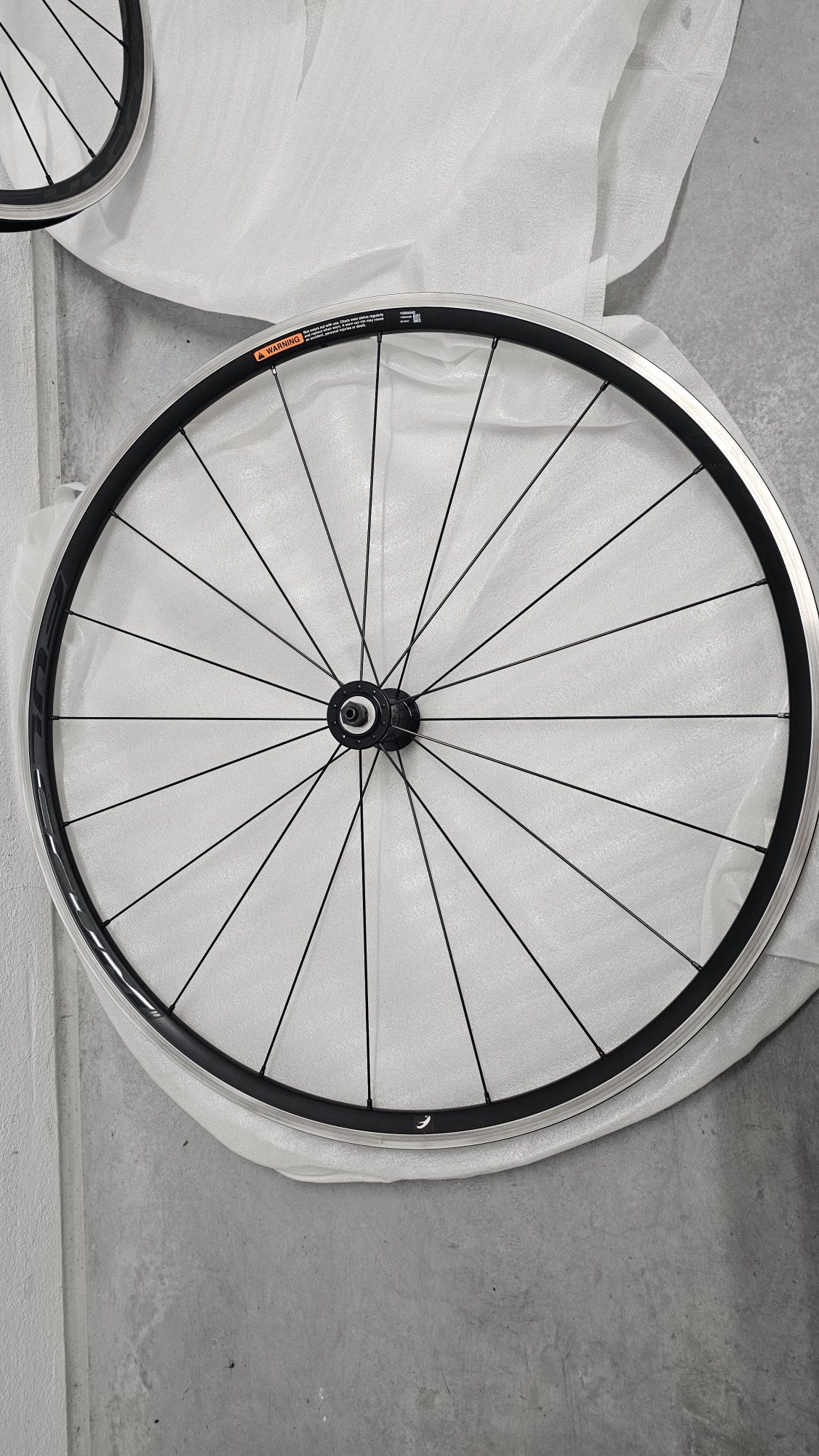 Koła rowerowe szosowe Falcrum Racing 900 700c, prawie nowe