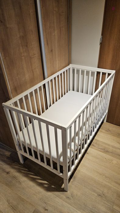 Łóżeczko dziecięce 120x60 z materacem