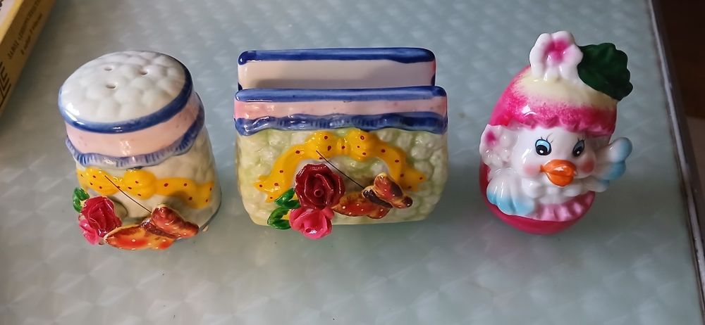 Солянка фарфоровая