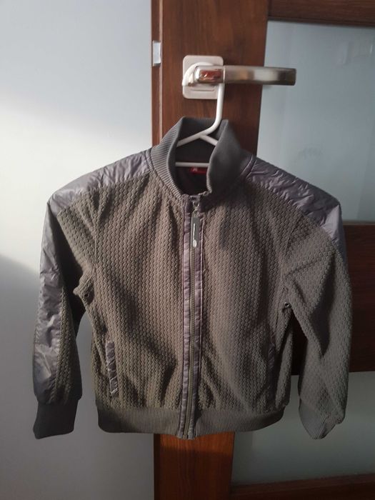 bluza rozpinana dla chłopca dziewczynki  7 - 8 lat