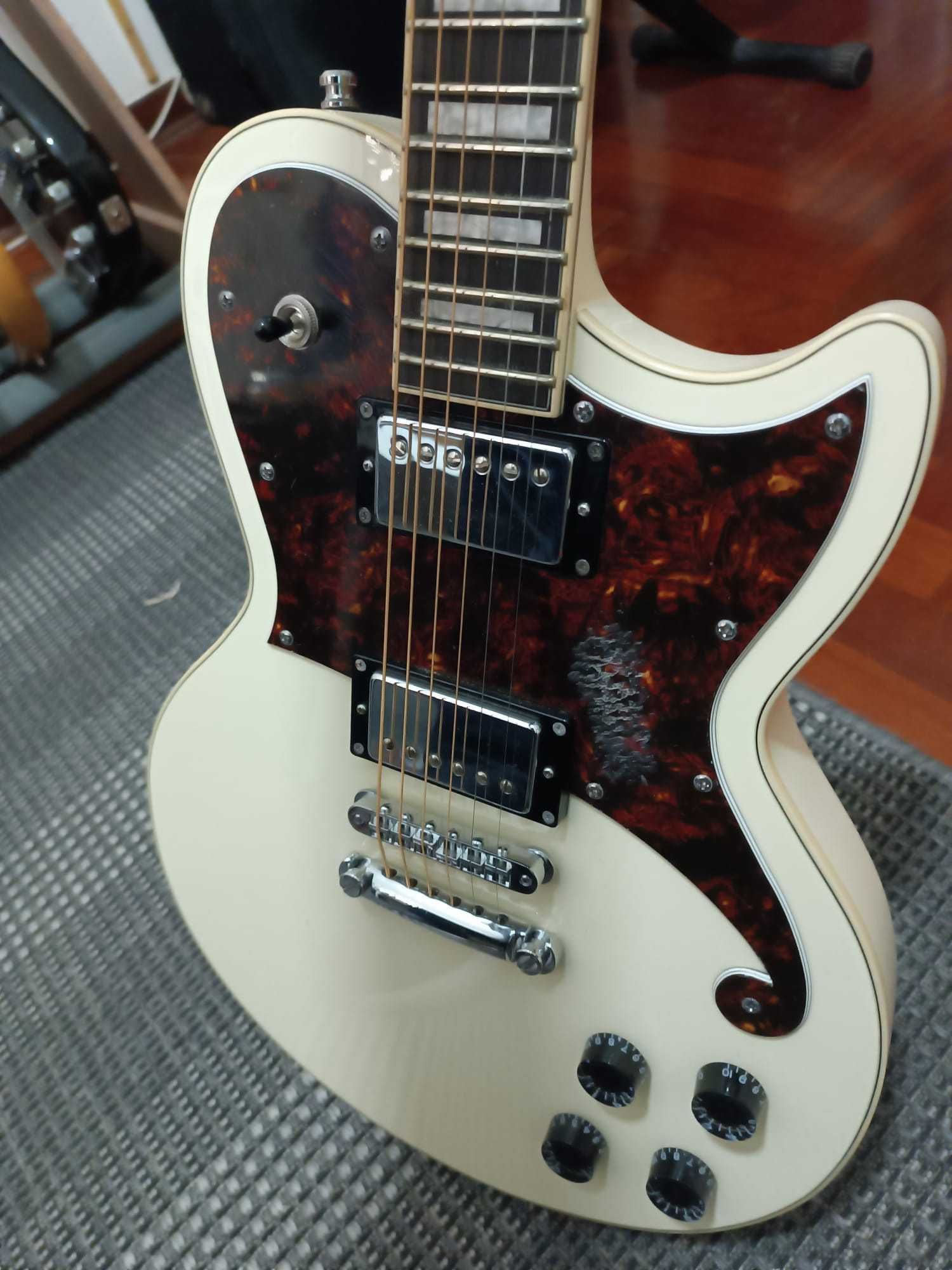 Guitarra Eléctrica D'Angelico Premier Atlantic