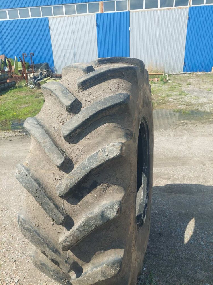 Продам шину 650/75р32 Goodyear