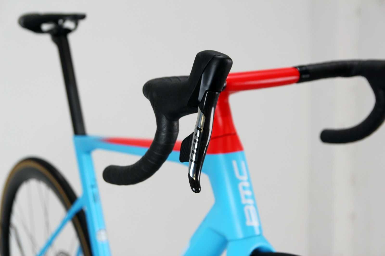 Rower szosowy BMC TEAMMACHINE SLR01 Disc Carbon Sram RED AXS, roz. 56