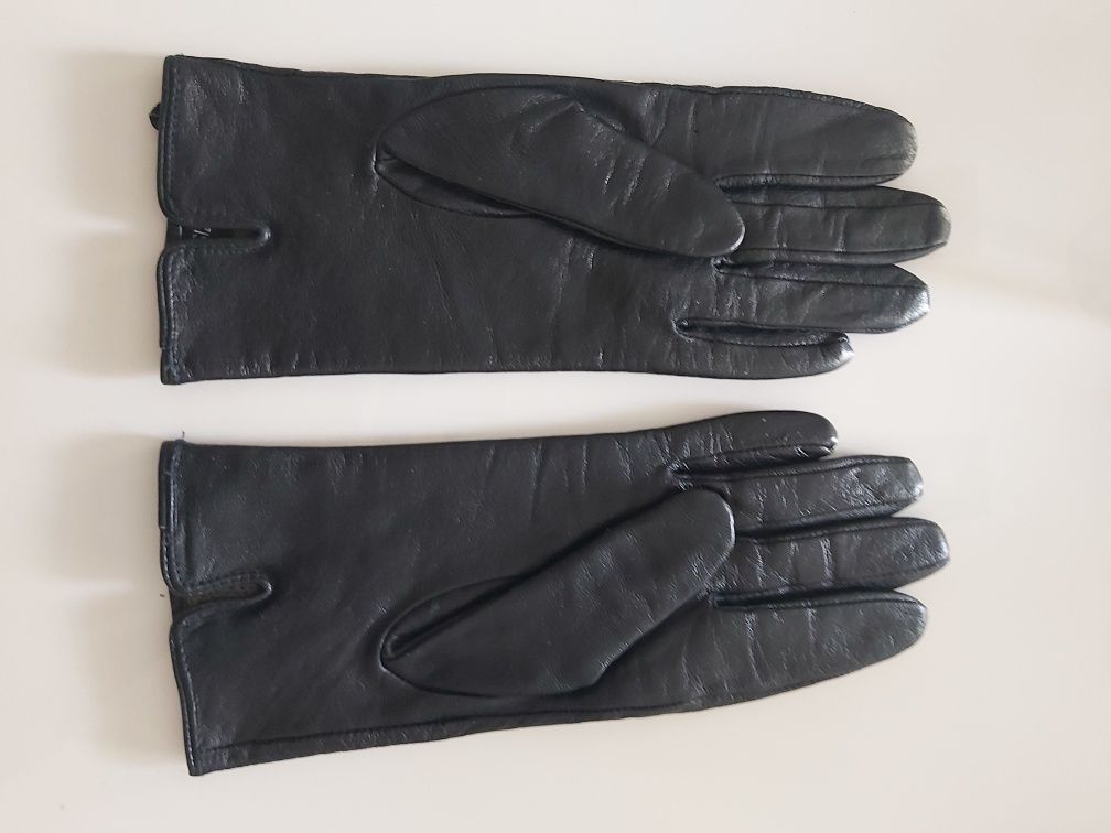 Nowe rękawiczki damskie rozmiar S kolor ciemny granat.