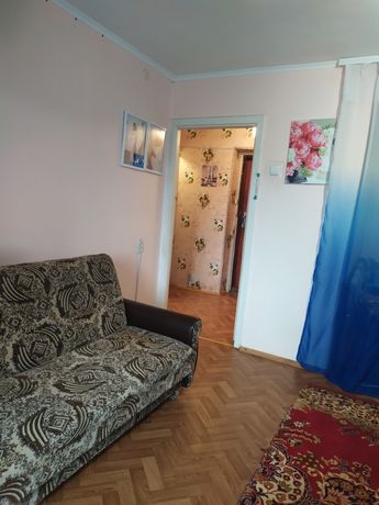 Продам 1 кімнатну квартиру на Польовій