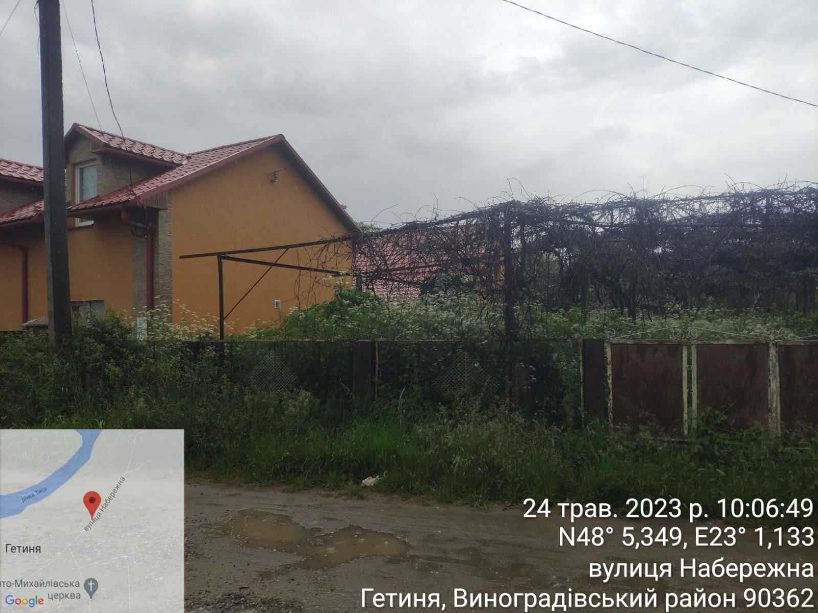 Житл. буд.: Закарпатська обл., с. Гетиня, вул. Набережна, 33