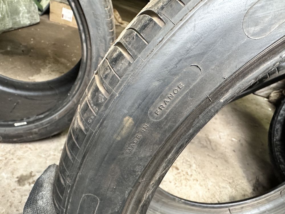 Продам резину 335 30 r20 Michelin pilot sport