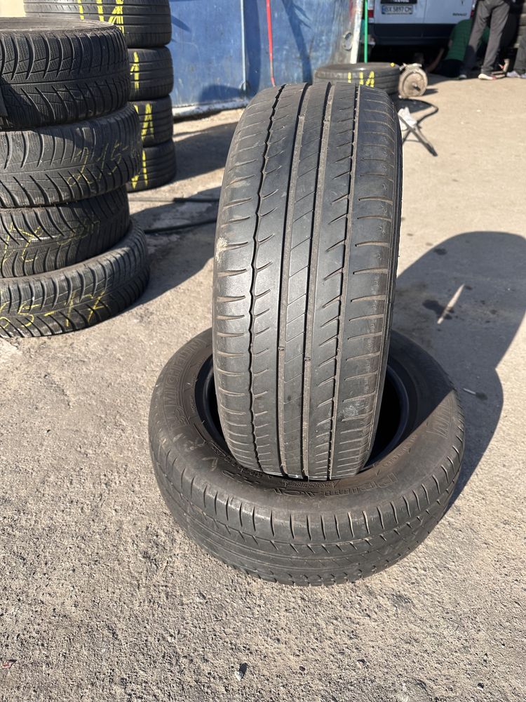 Пара шин Michelin 215/55 R16, Хороший стан, з Європи, без дефектів