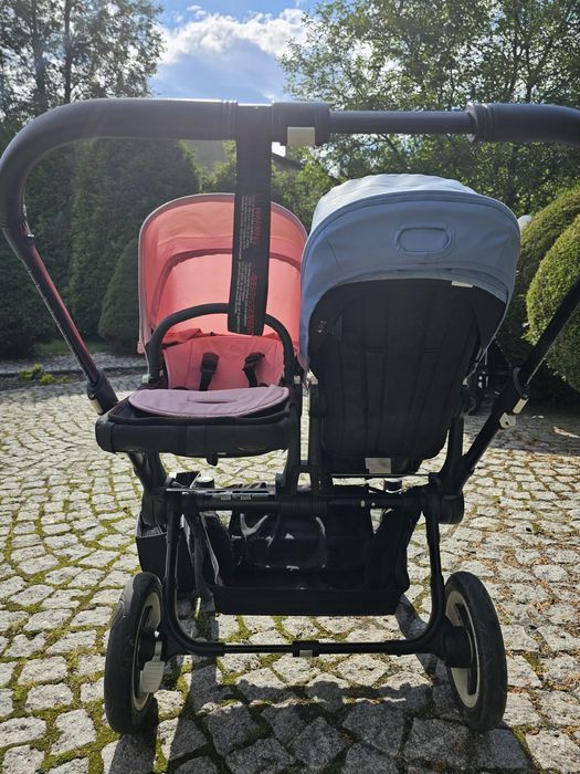 Wózek bugaboo donkey twin gondole i spacerówka.